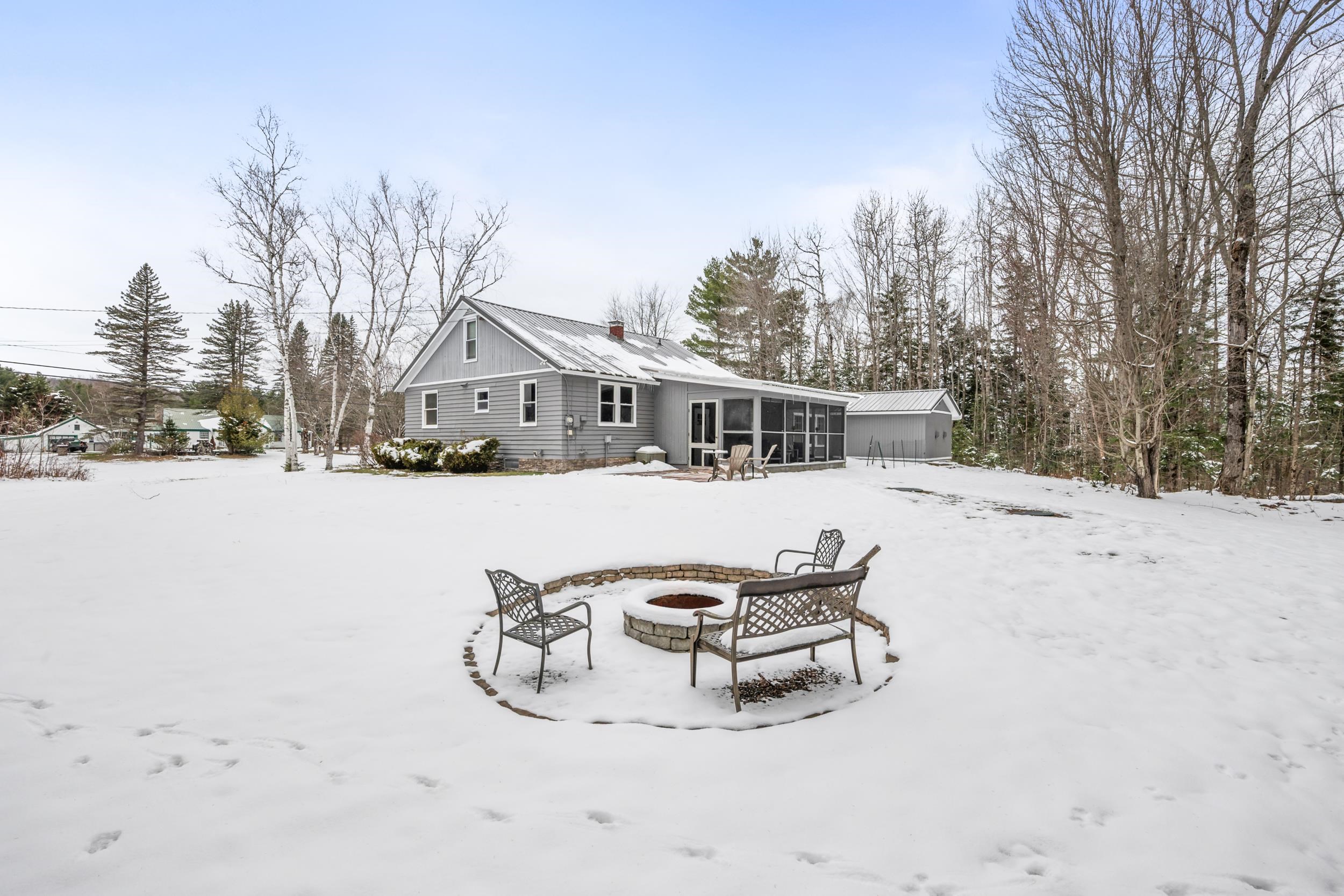264 Parker Road Carroll, NH 03598 - Photo 4 of 42