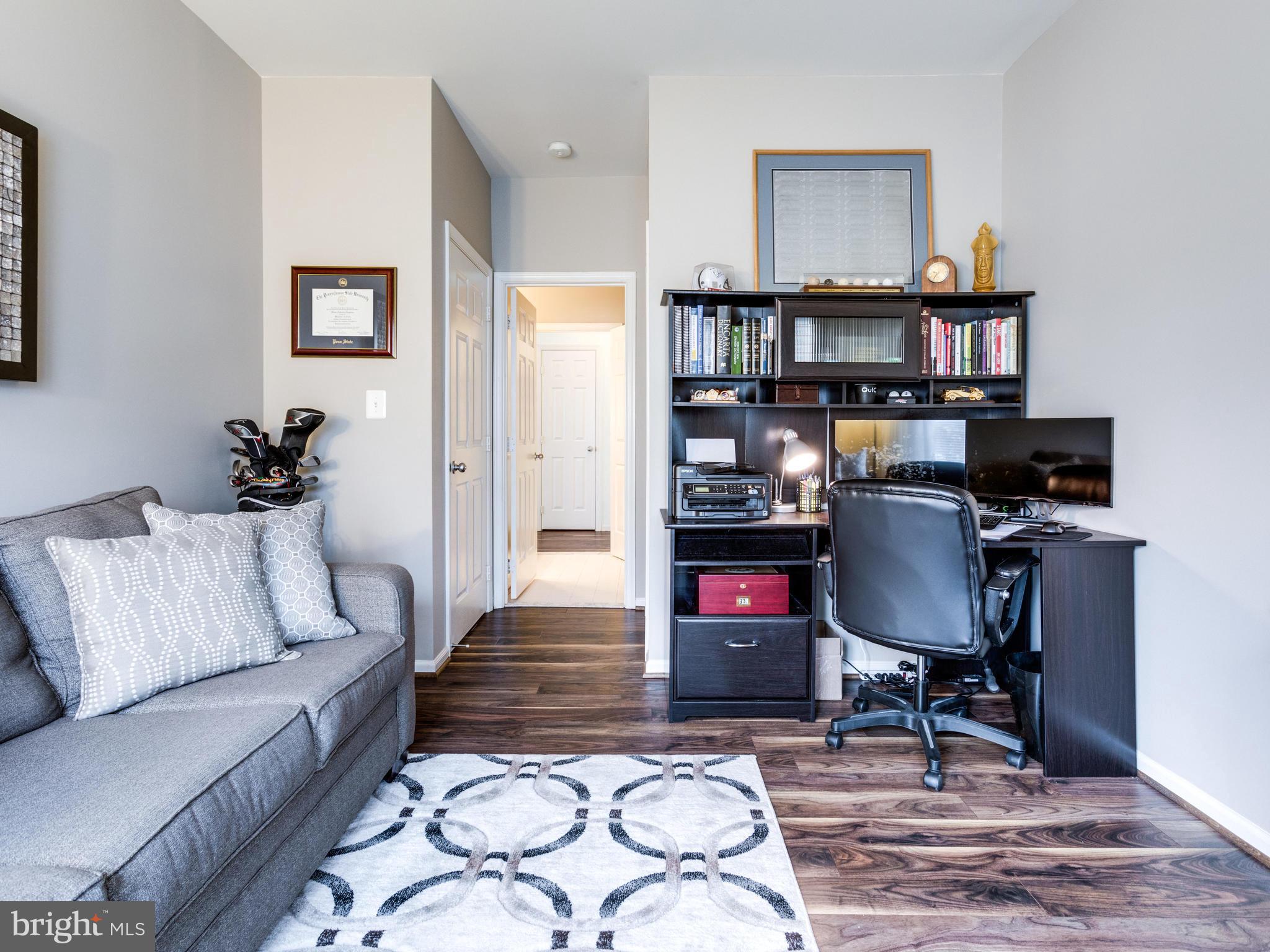 1520 North Point Drive, Unit 201 Reston, VA 20194 - Photo 21 of 30 2nd bedroom -