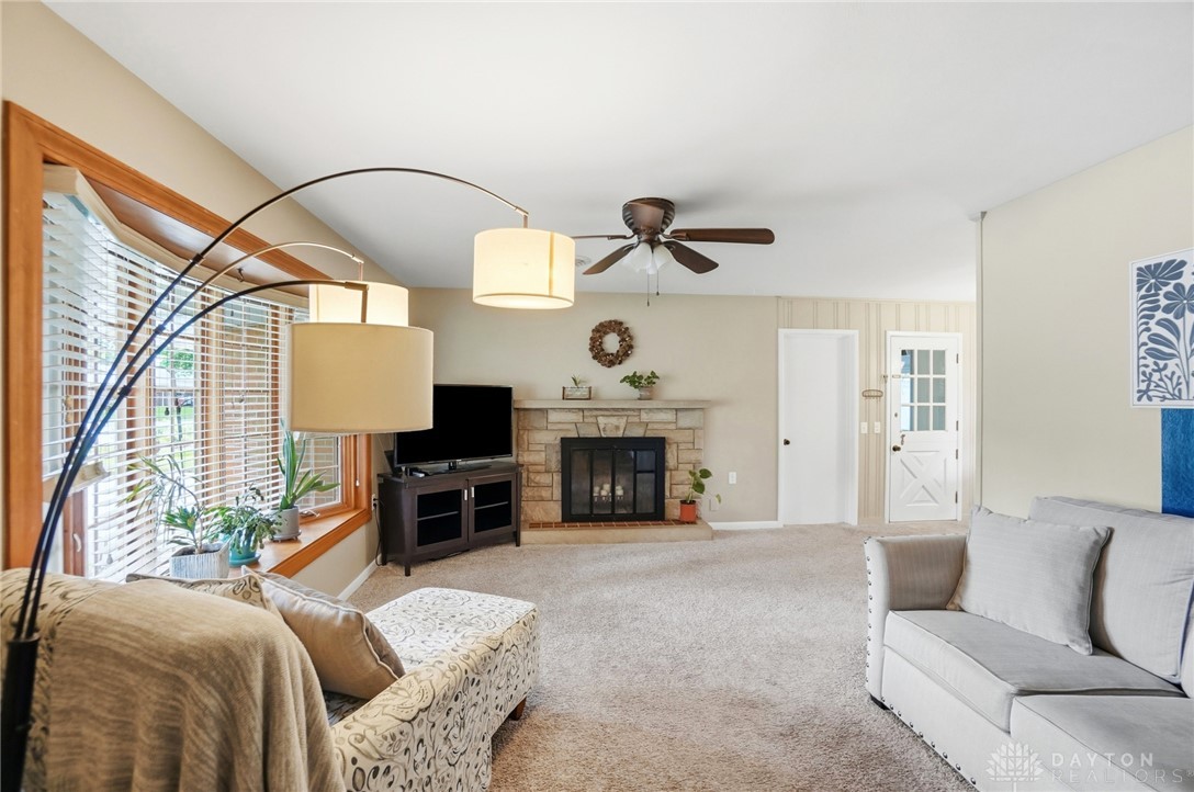 4309 Maxlin Road Kettering, OH 45429 - Photo 4 of 23