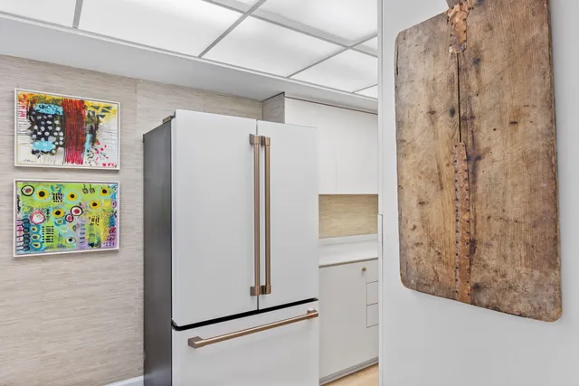 $585,000 | 3440 South Ocean Boulevard, Unit 107S, Palm Beach, FL 33480