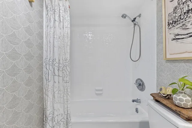 $585,000 | 3440 South Ocean Boulevard, Unit 107S, Palm Beach, FL 33480