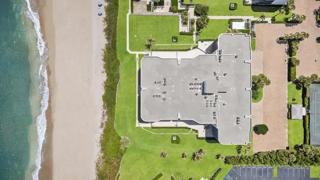 $585,000 | 3440 South Ocean Boulevard, Unit 107S, Palm Beach, FL 33480