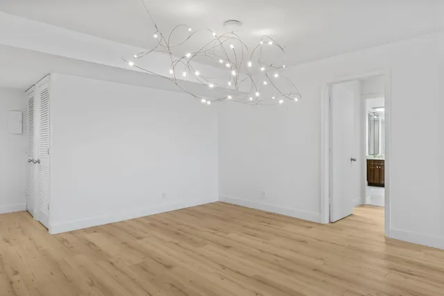 $585,000 | 3440 South Ocean Boulevard, Unit 107S, Palm Beach, FL 33480