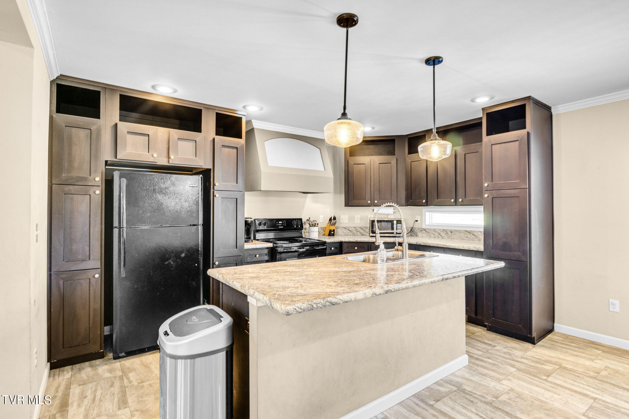 770 Quaker Knob Road Chuckey, TN 37641 - Photo 6 of 27 Cooking space