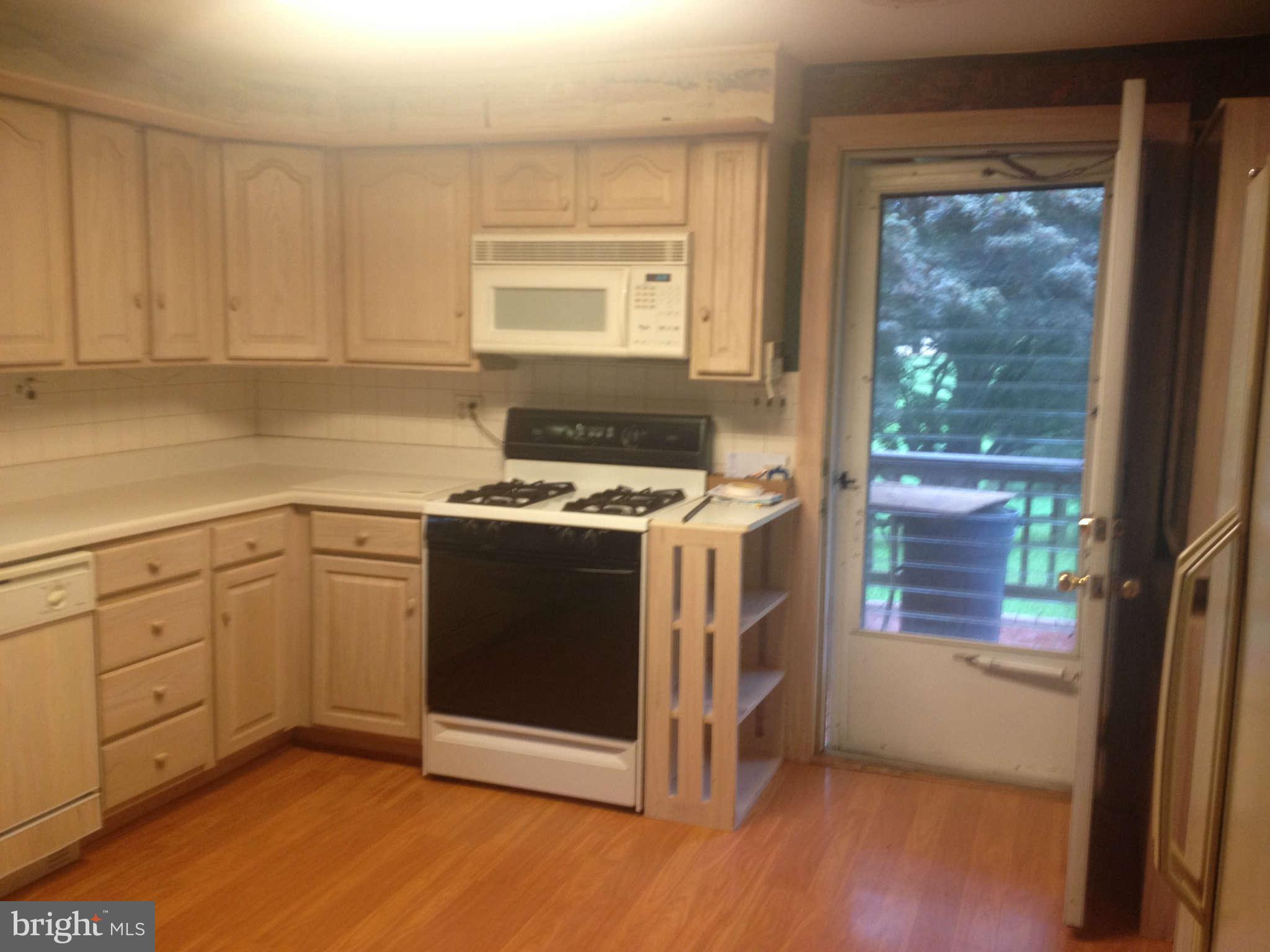 13310 Bottom Road Baldwin, MD 21013 - Photo 20 of 25 Kitchen