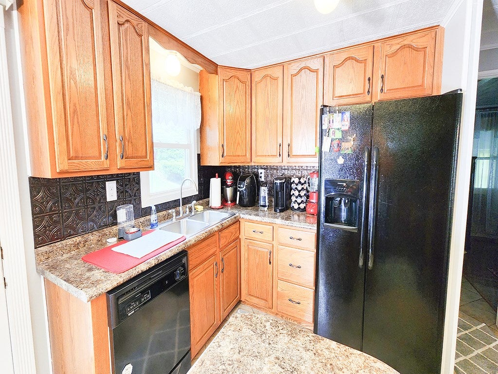 189 Patton Road North Tazewell, VA 24630 - Photo 23 of 63 Gallery Image 23