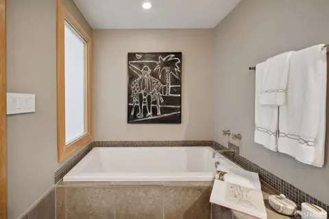 $1,700,000 | 176 Caselli Avenue, San Francisco, CA 94114