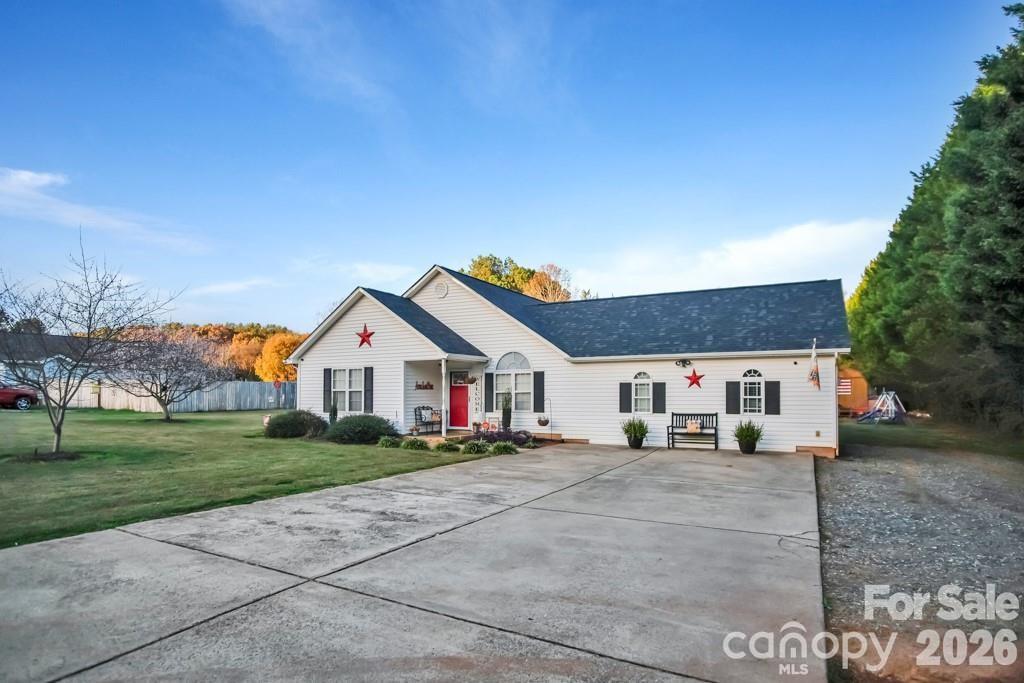 2120 Tryon Courthouse Road Bessemer City, NC 28016 - Photo 33 of 36
