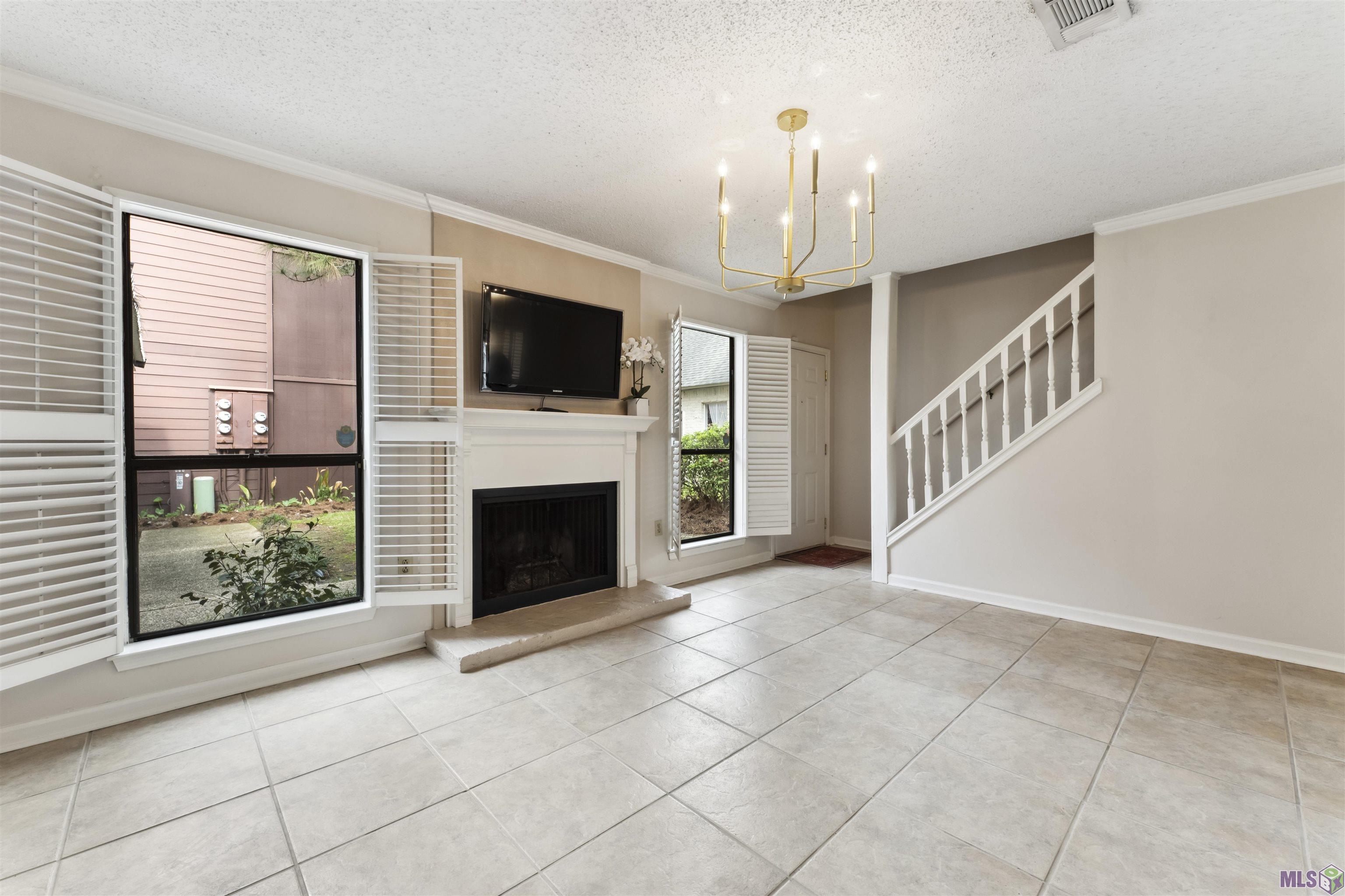 984 Ridgepoint Court, Unit 14D Baton Rouge, LA 70810 - Photo 4 of 15