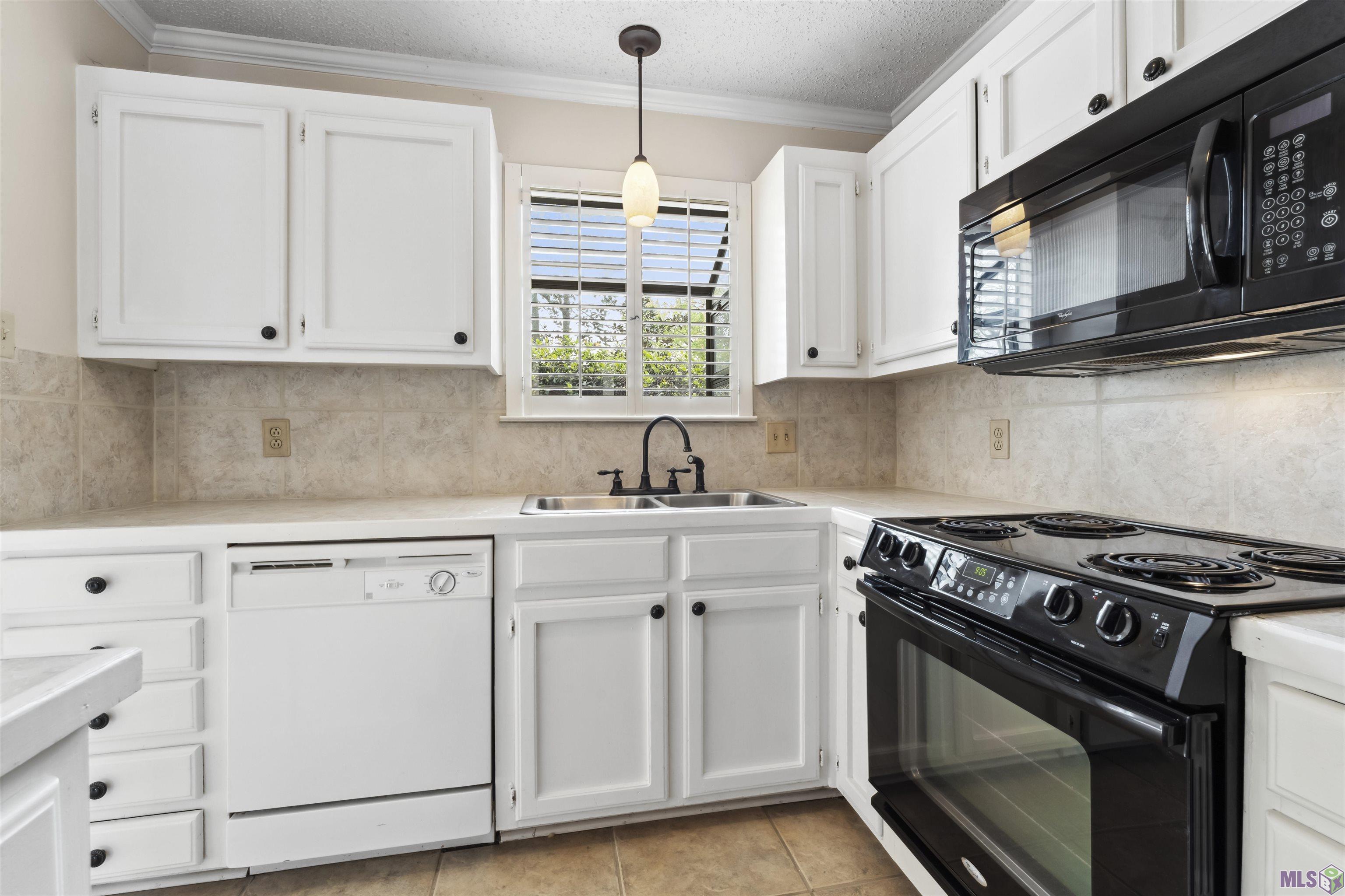 984 Ridgepoint Court, Unit 14D Baton Rouge, LA 70810 - Photo 7 of 15