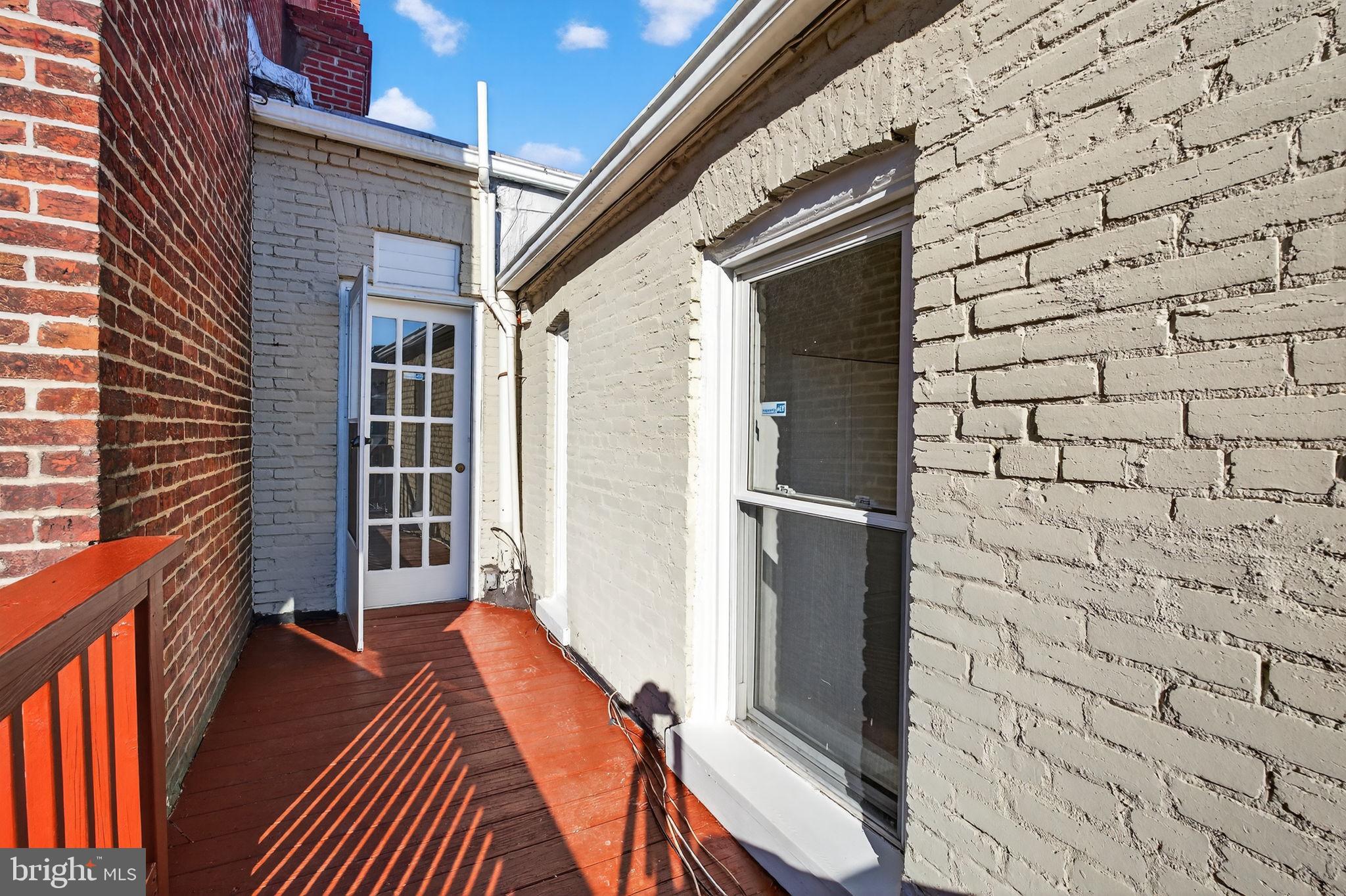 1510 R Street Northwest Washington, DC 20009 - Photo 35 of 113