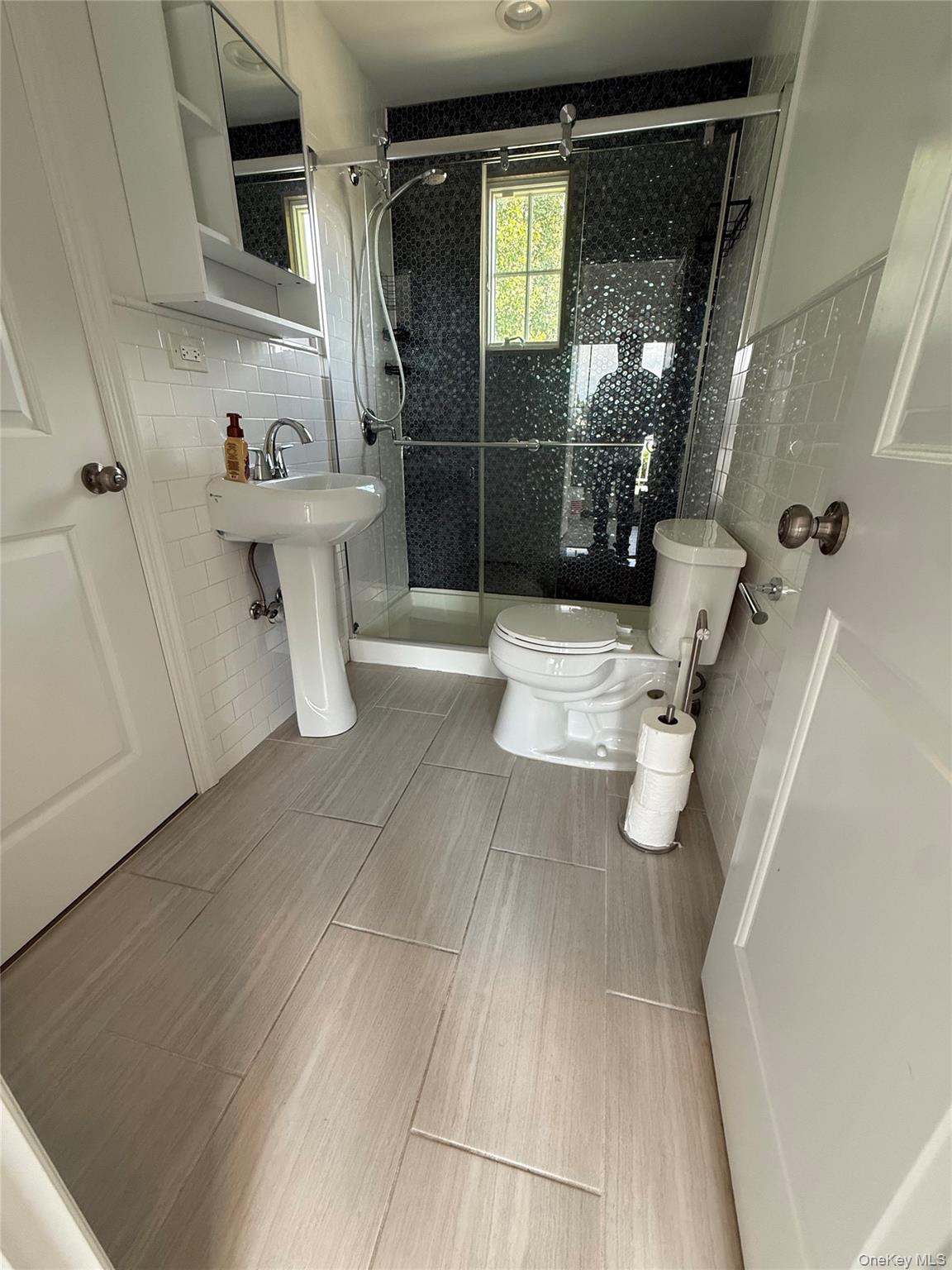 169 East Shore Road Huntington, NY 11743 - Photo 7 of 13 Gallery Image 7