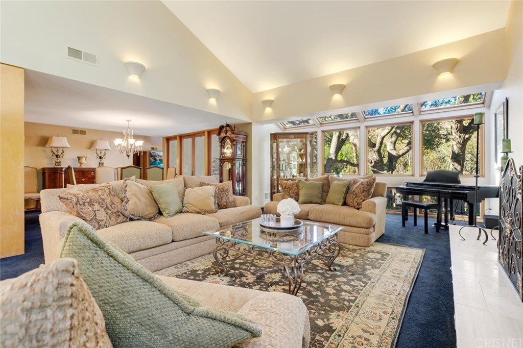 131 Bell Cyn Road Bell Canyon, CA 91307 - Photo 11 of 44