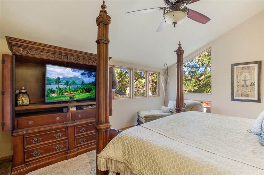 131 Bell Cyn Road Bell Canyon, CA 91307 - Photo 23 of 44