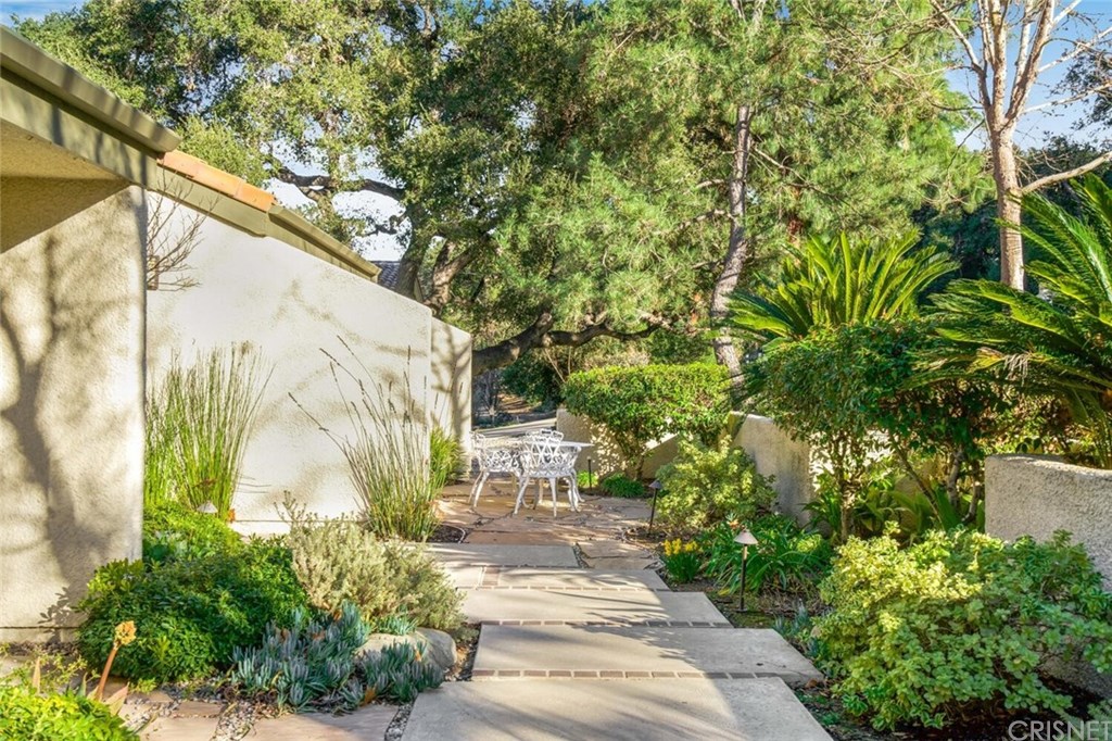 131 Bell Cyn Road Bell Canyon, CA 91307 - Photo 5 of 44