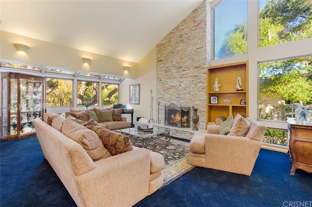 131 Bell Cyn Road Bell Canyon, CA 91307 - Photo 9 of 44