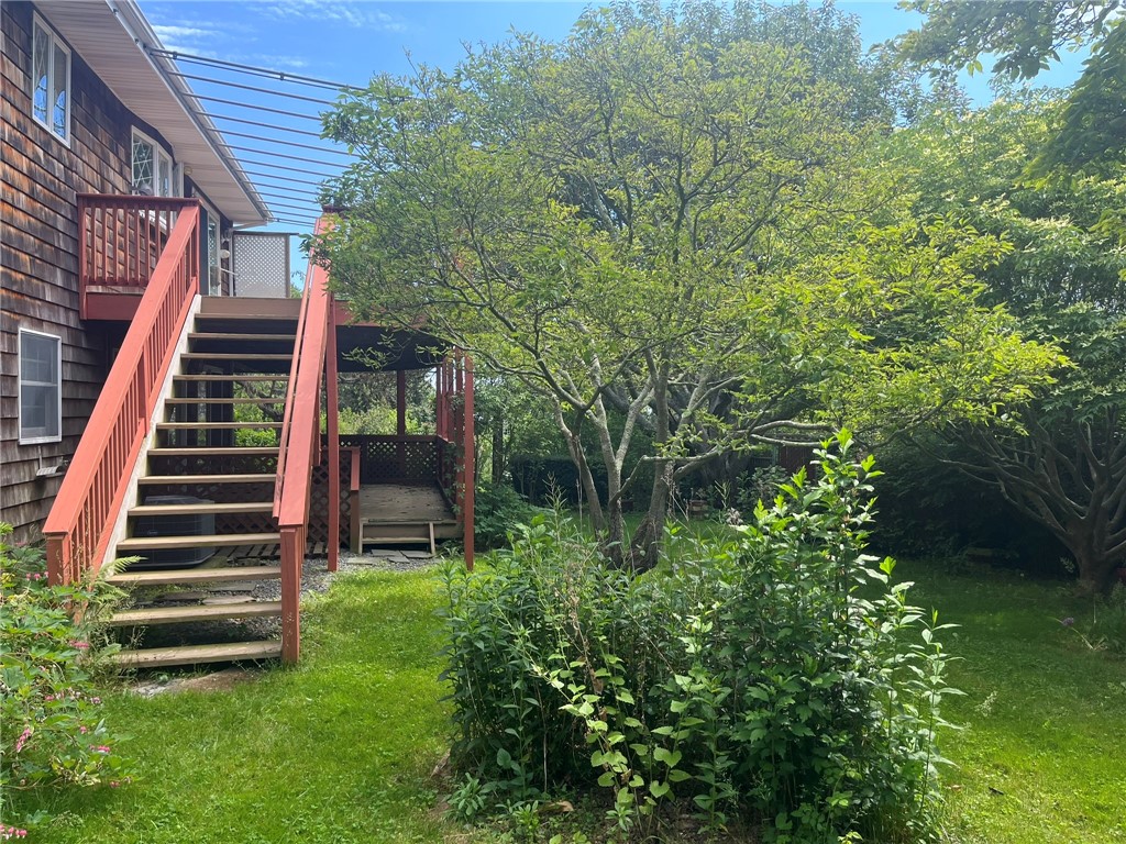 6 Aspinet Road Middletown, RI 02842 - Photo 26 of 28