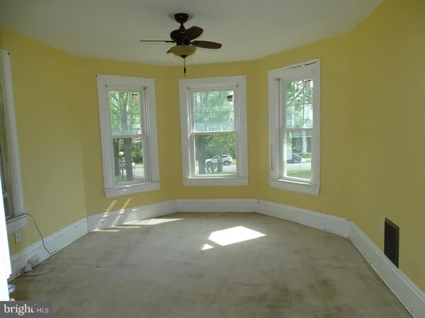 $1,500 | 108 Commerce Street, Chambersburg, PA 17201