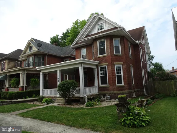 $1,500 | 108 Commerce Street, Chambersburg, PA 17201