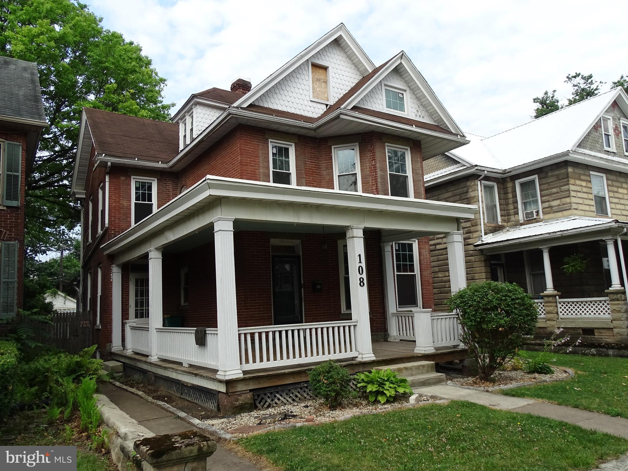 108 Commerce Street Chambersburg, PA 17201 - Photo 3 of 23