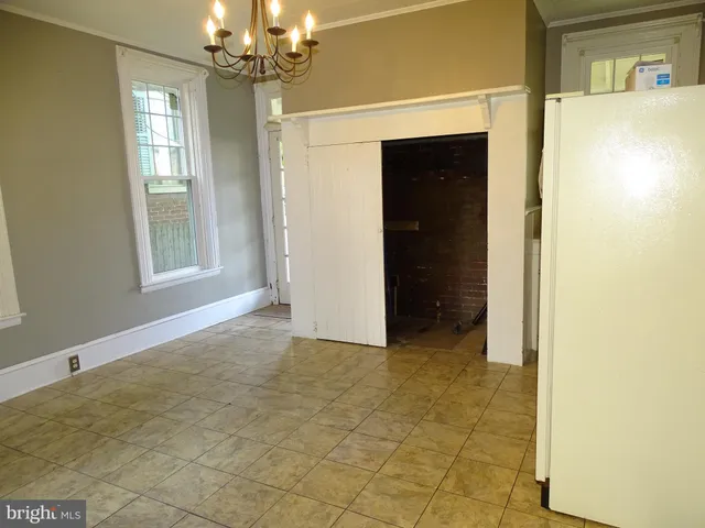 $1,600 | 108 Commerce Street, Chambersburg, PA 17201