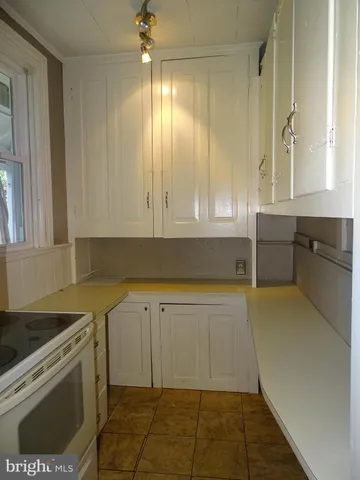 $1,600 | 108 Commerce Street, Chambersburg, PA 17201