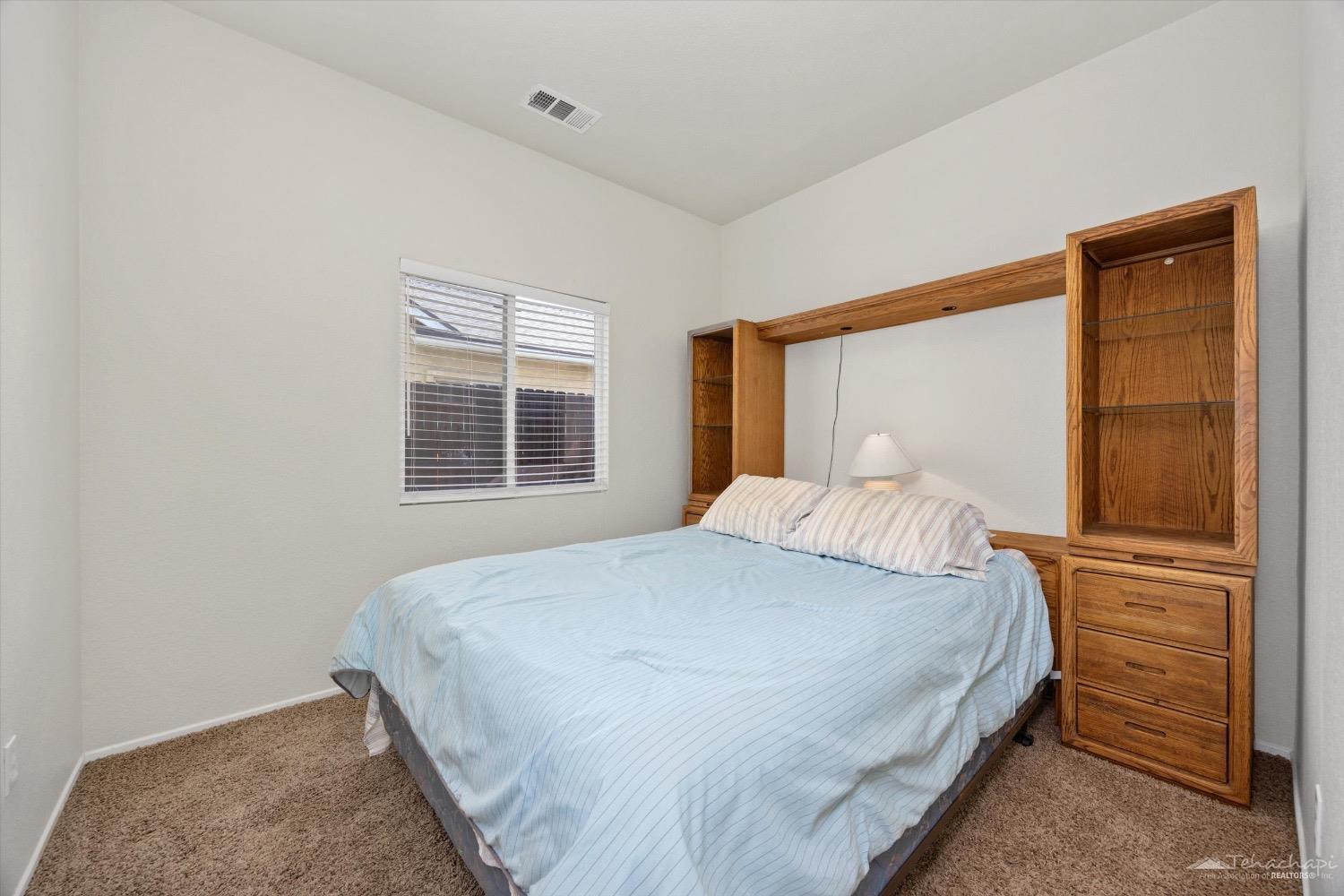 1027 Clearview Street Tehachapi, CA 93561 - Photo 13 of 20 Gallery Image 13