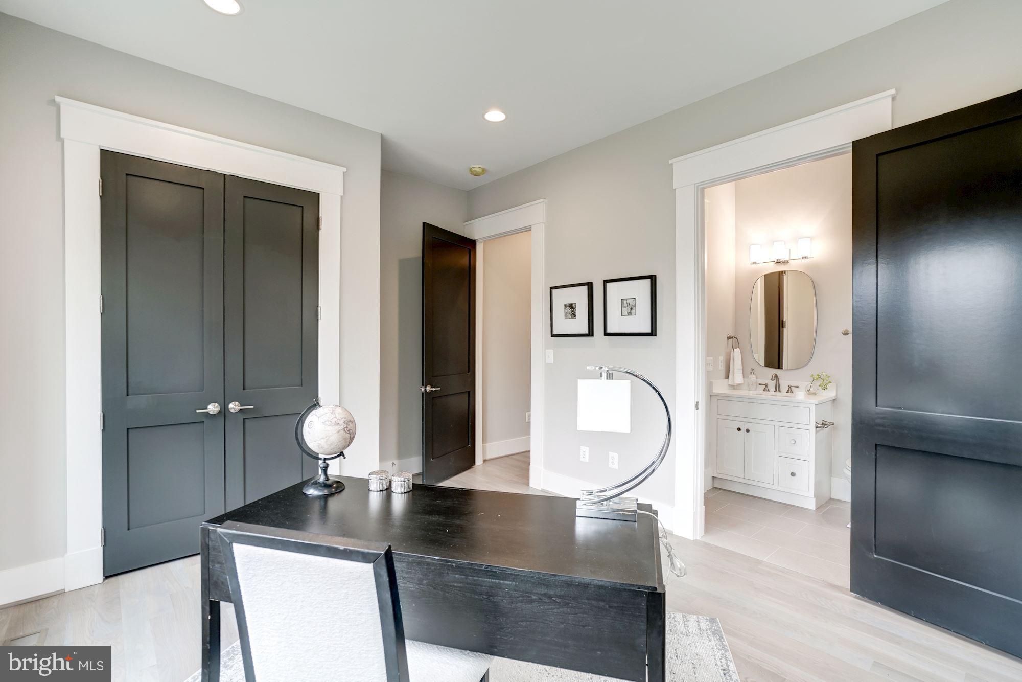 1826 Kirby Road McLean, VA 22101 - Photo 24 of 56 Flex space with full closet and bath