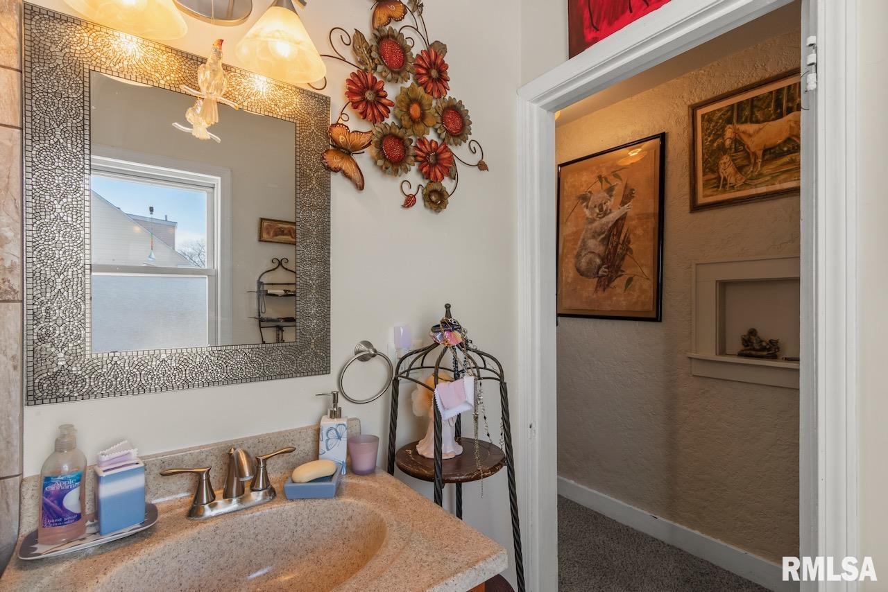 6314 West Farmington Road Peoria, IL 61604 - Photo 17 of 30