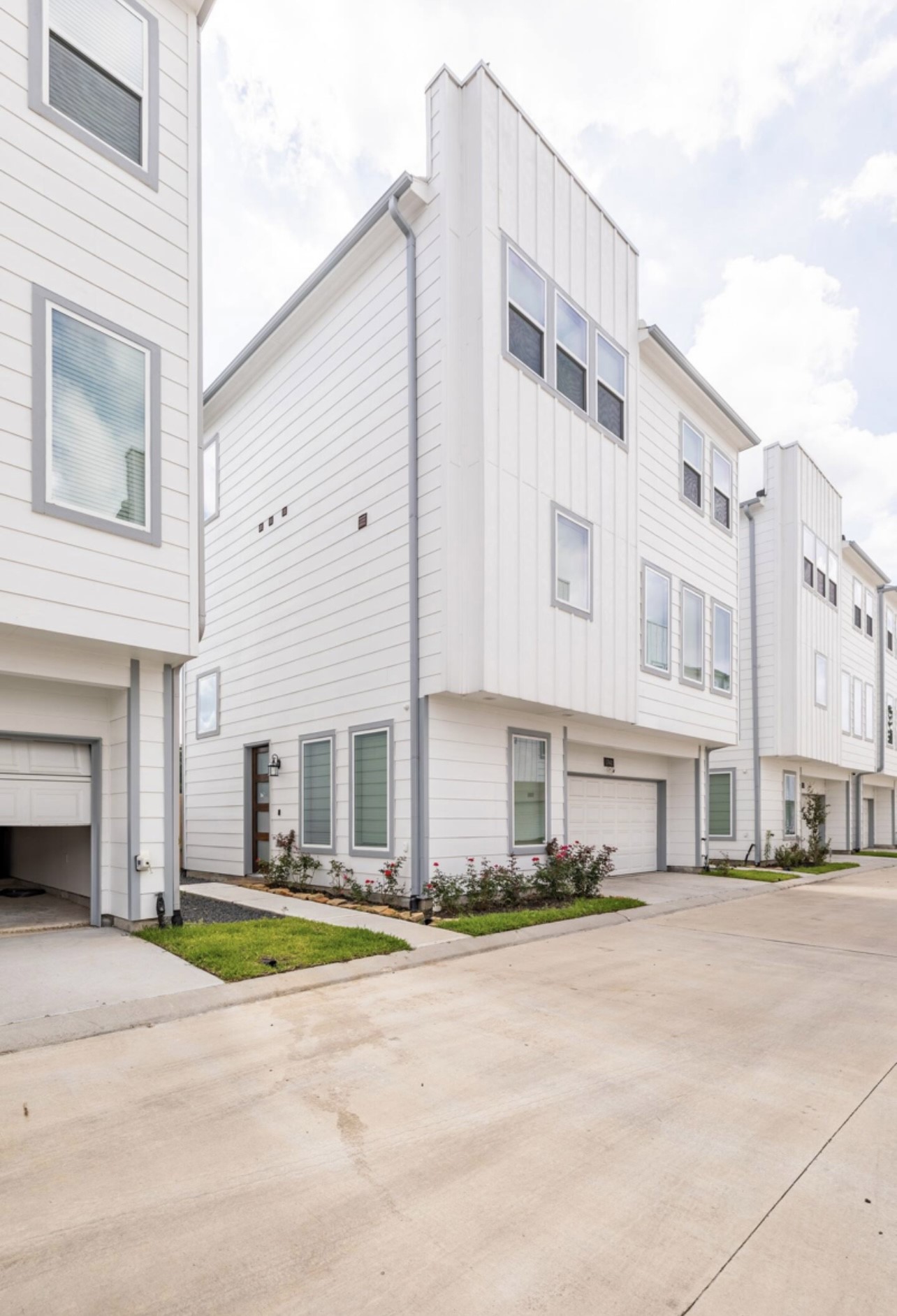 1740 Cove Crescent Houston, TX 77055 - Photo 20 of 44