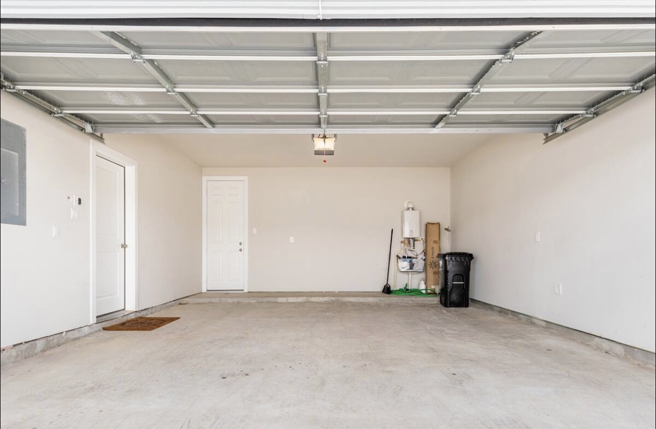 1740 Cove Crescent Houston, TX 77055 - Photo 30 of 44 a view of storage and utility room