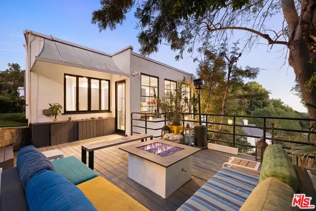 $3,685,000 | 9314 Lloydcrest Drive, Beverly Hills, CA 90210