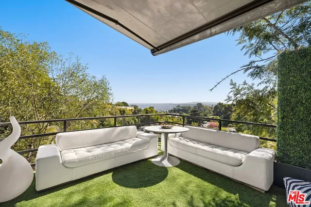 $3,685,000 | 9314 Lloydcrest Drive, Beverly Hills, CA 90210