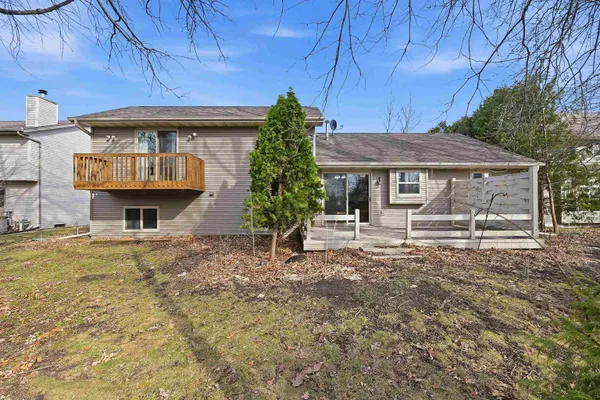 $369,000 | 1715 Bernheim Street, Oshkosh, WI 54904