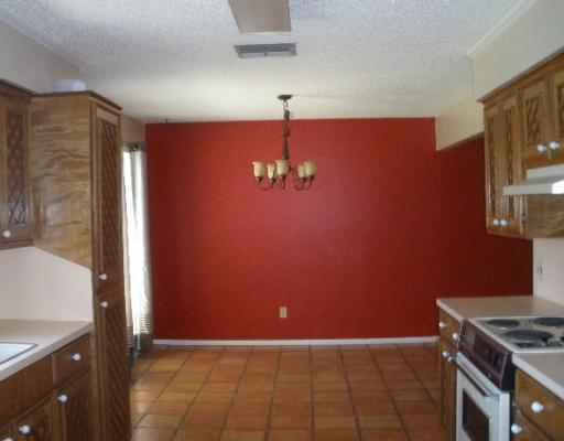 7018 Tamarron Street Corpus Christi, TX 78413 - Photo 4 of 10 a view of a livingroom with a kitchen