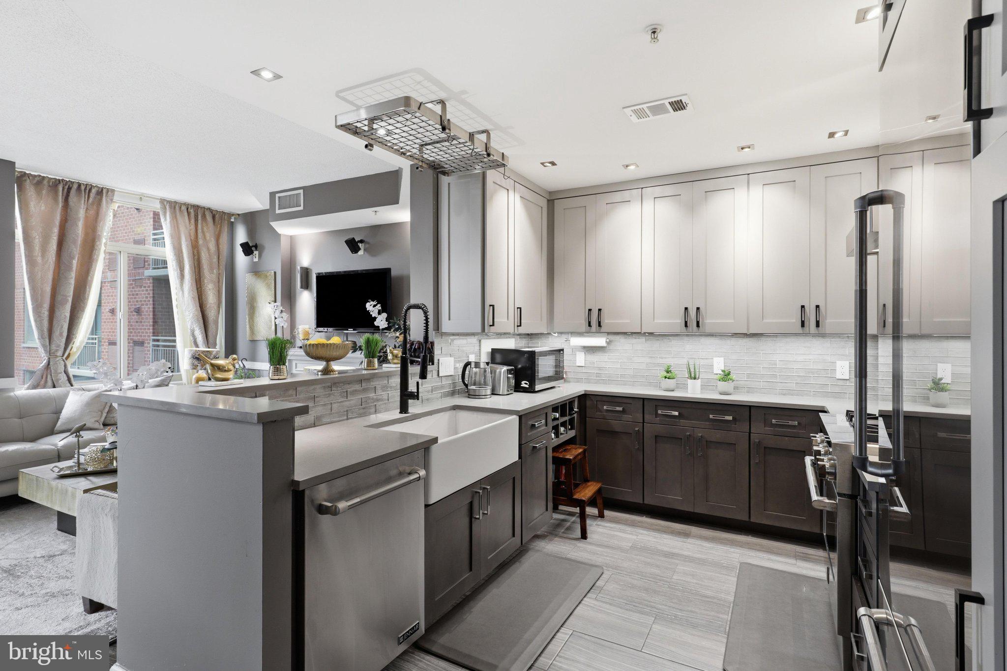 3600 South Glebe Road, Unit 628W Arlington, VA 22202 - Photo 15 of 44 Gallery Image 15