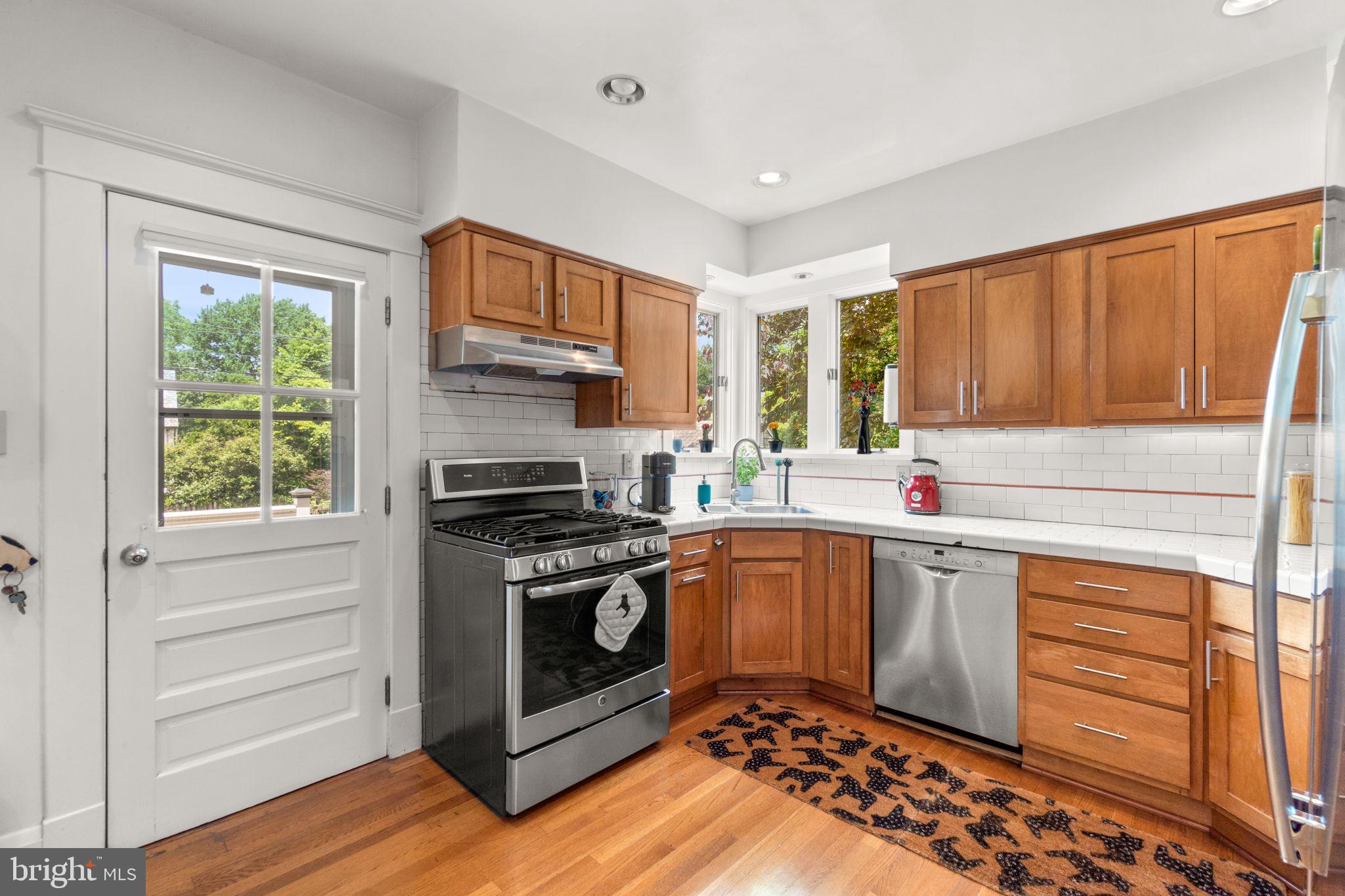 322 St Dunstans Road Baltimore, MD 21212 - Photo 13 of 36 Gallery Image 13