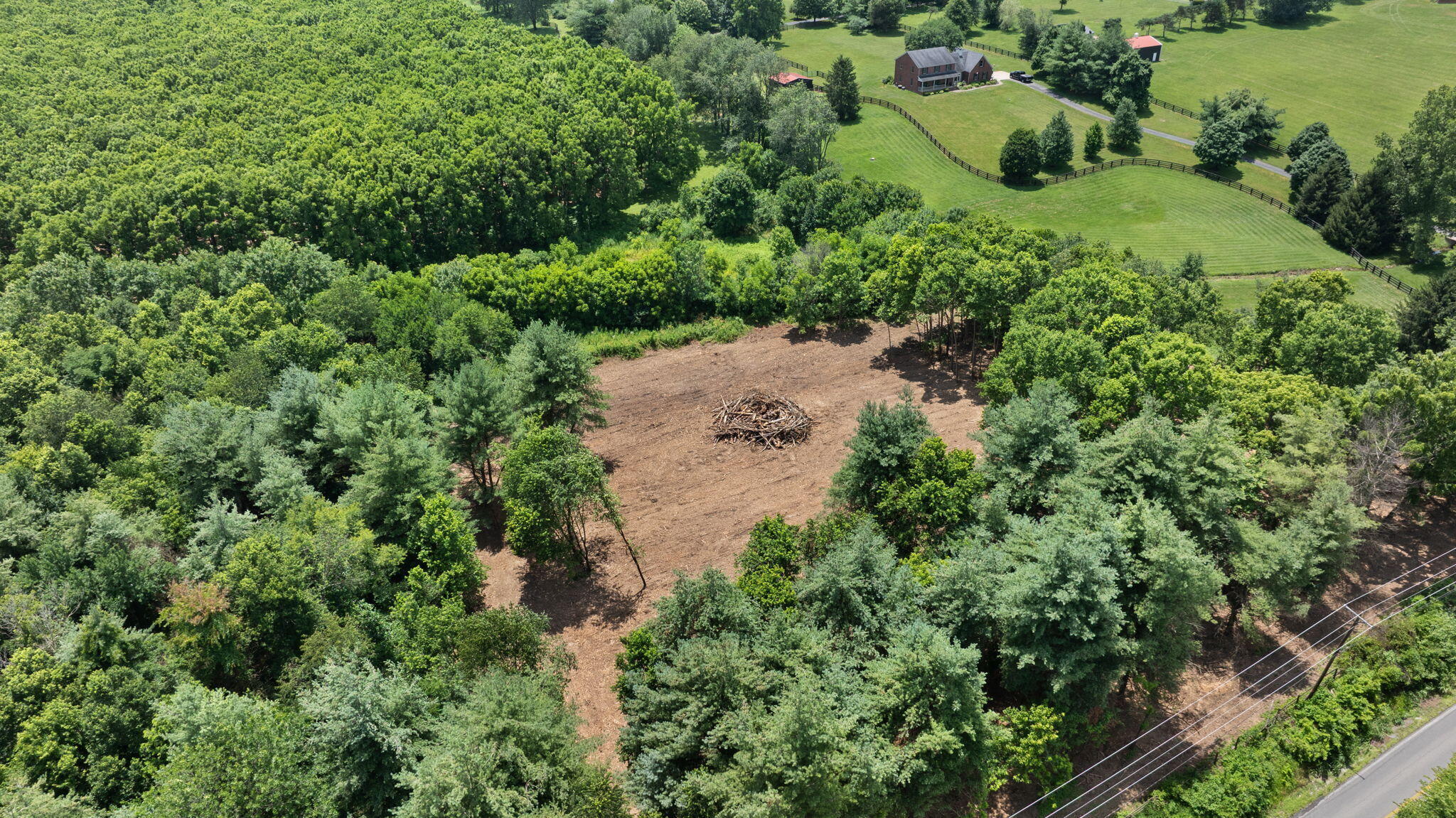 5365 Paris Road Georgetown, KY 40324 - Photo 3 of 43 8-web-or-mls-DJI_20250707134619_0219_D
