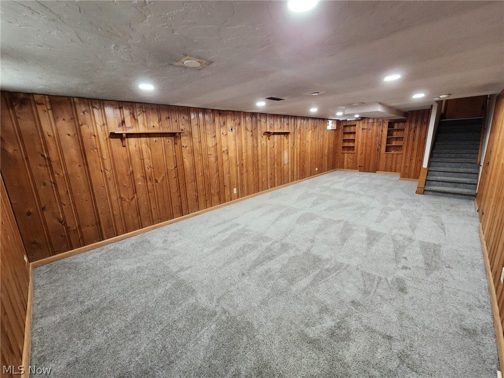 2536 Claver Road University Heights, OH 44118 - Photo 21 of 21