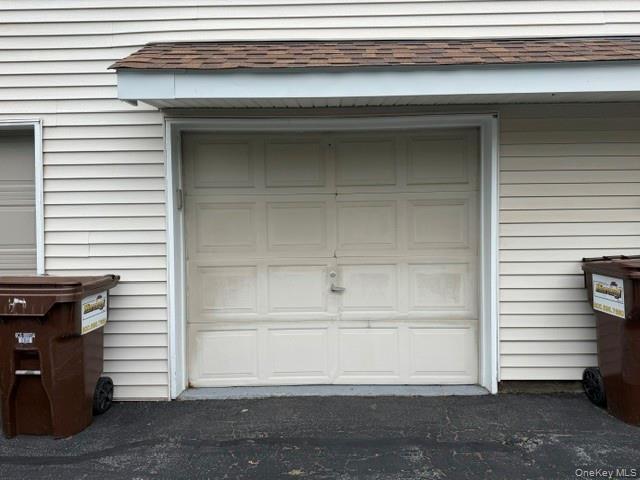 9 Olde Wagon Road Warwick, NY 10990 - Photo 2 of 25 a view of front door