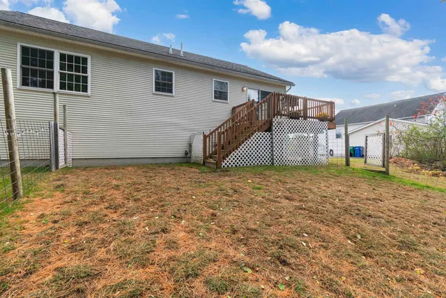 $379,900 | 15 Glen Ridge Lane, Swanton, VT 05478