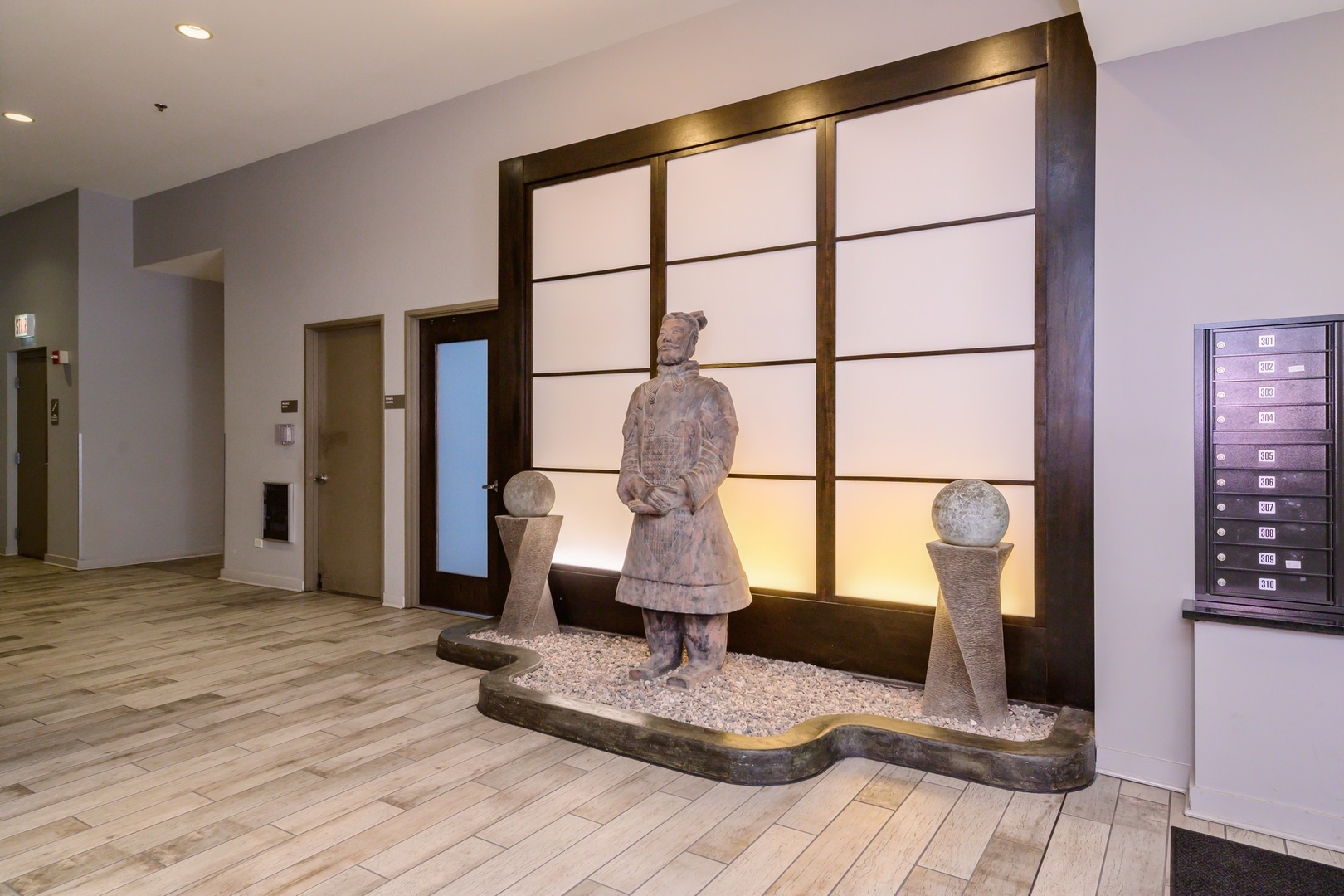 225 South Sangamon Street, Unit 702 Chicago, IL 60607 - Photo 2 of 12