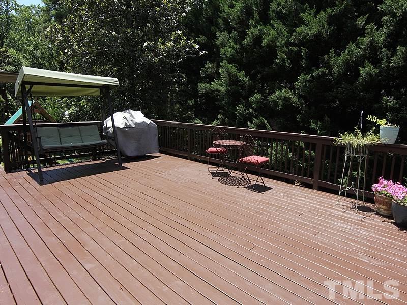 1329 Hathaway Road Raleigh, NC 27608 - Photo 16 of 18