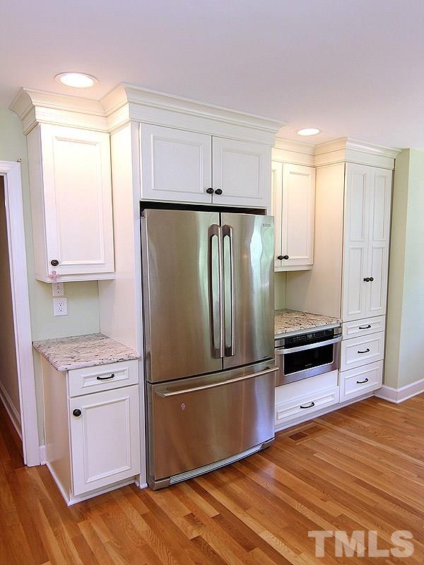1329 Hathaway Road Raleigh, NC 27608 - Photo 9 of 18