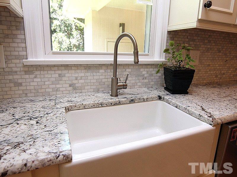 1329 Hathaway Road Raleigh, NC 27608 - Photo 10 of 18
