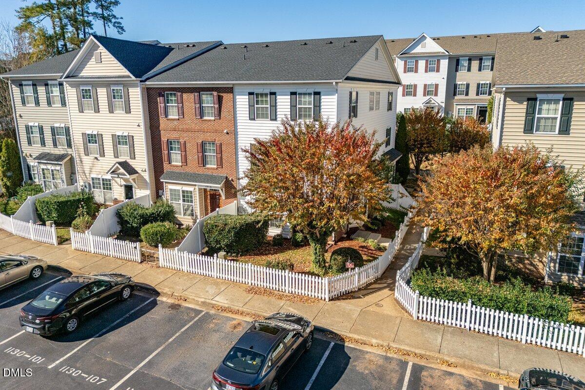 1130 Renewal Place, Unit 100 Raleigh, NC 27603 - Photo 6 of 17