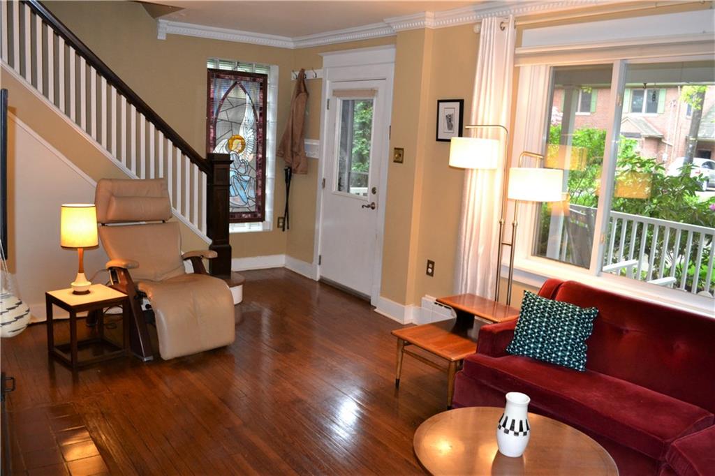 301 Overdale Road Pittsburgh, PA 15221 - Photo 5 of 25 living room