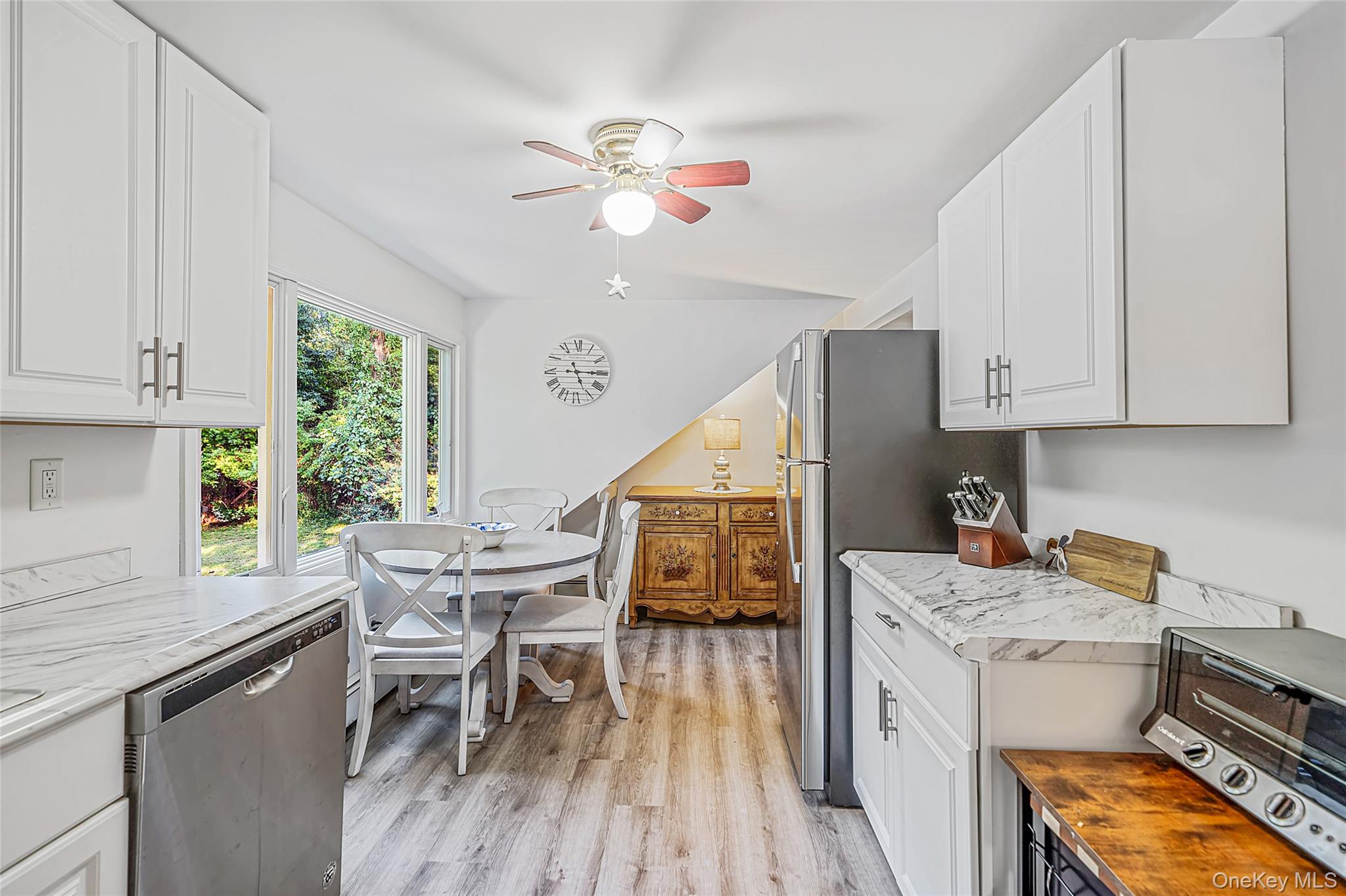 554 Wheeler Road Hauppauge, NY 11788 - Photo 23 of 37 Gallery Image 23