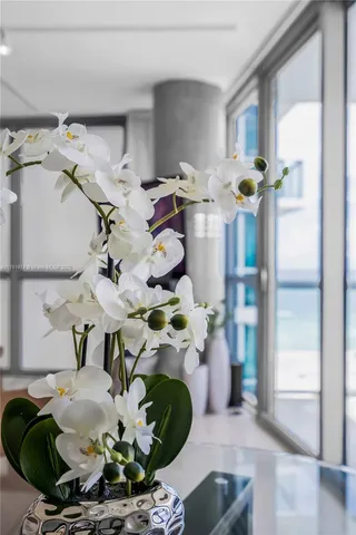 $2,599,000 | 101 20th Street, Unit 1904, Miami Beach, FL 33139
