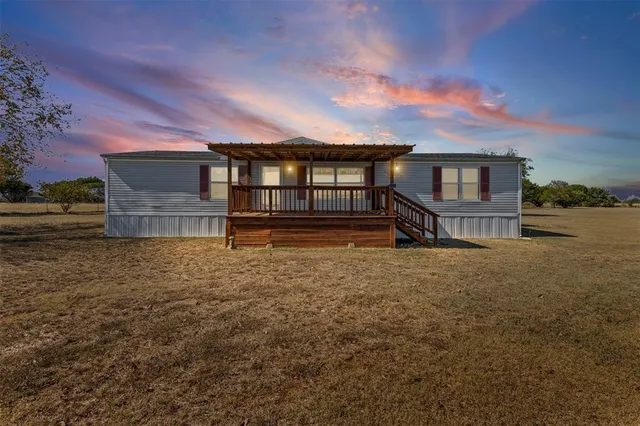 $526,000 | 9064 Summit Court East, Cleburne, TX 76033